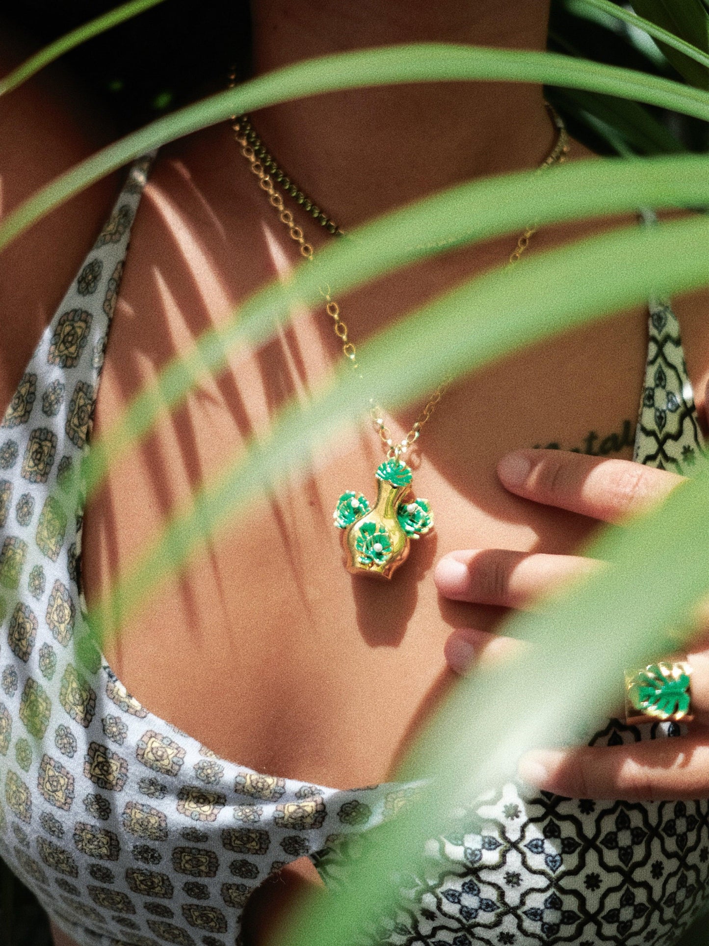 Tropical Bum Necklace - Work Piece