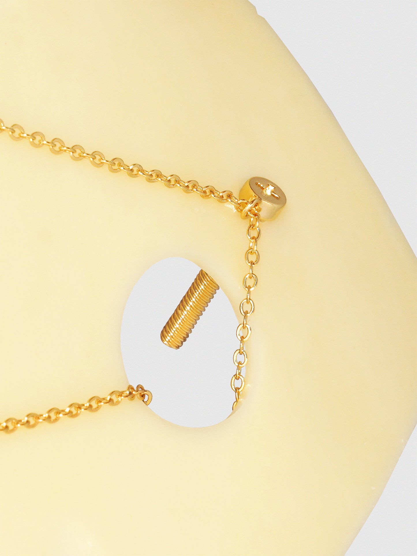 Essential Bolt Necklace - Gold